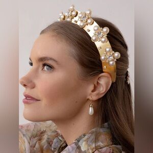 14k gold Tudor crown from  Epona Valley